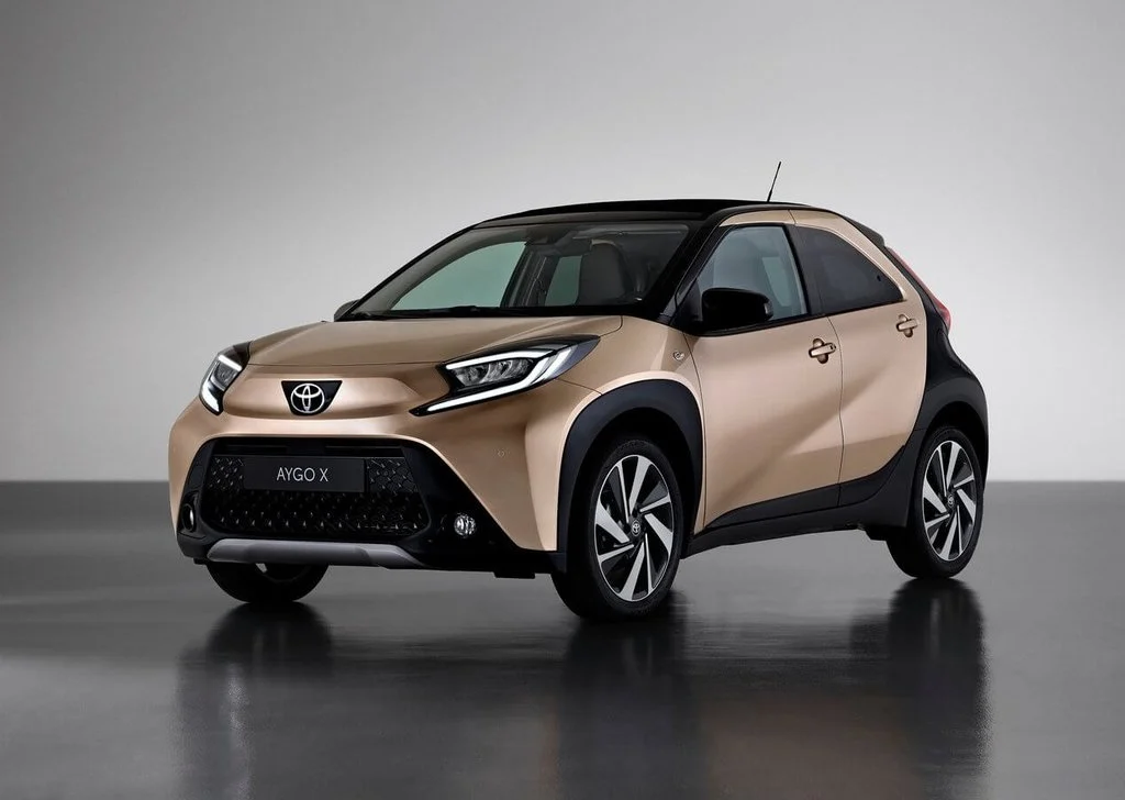 TOYOTA AYGO X